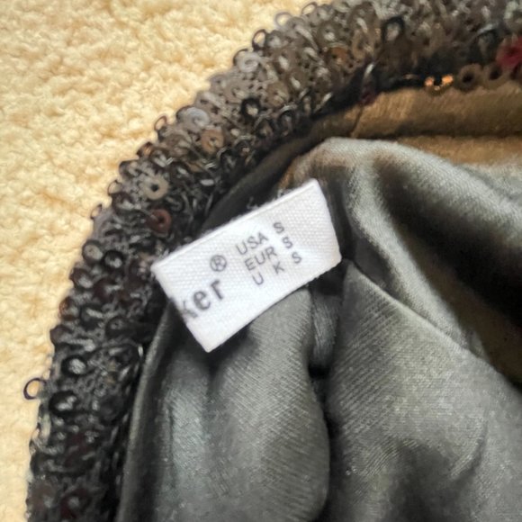 Black Canton Walker Dress - Picture 4 of 5